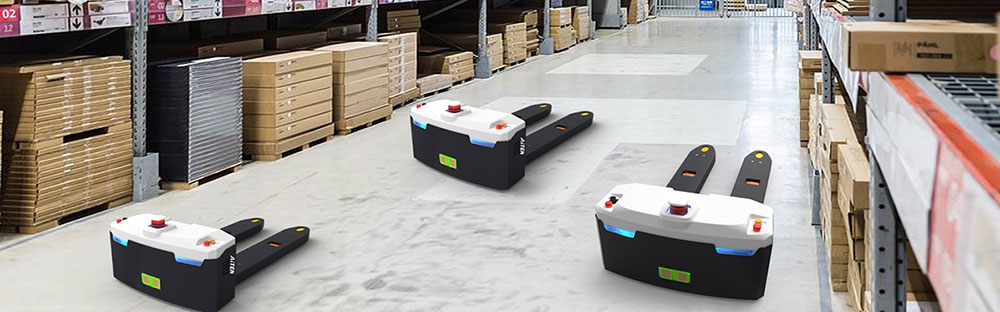 jiuyou.comAGV机器人为产业发展添把“火”